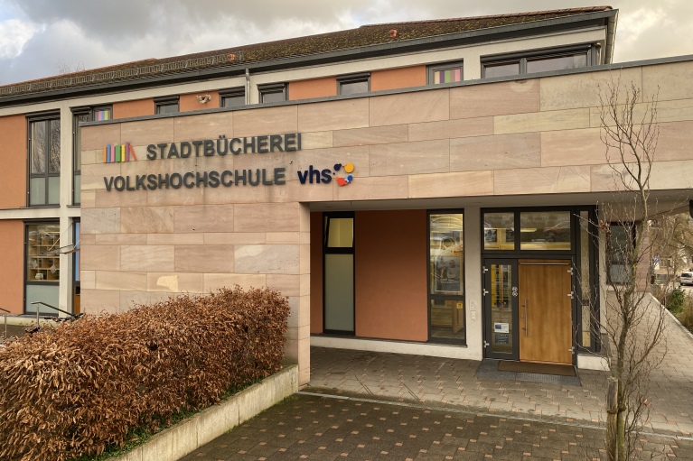 Stadtbücherei VHS Volkshochschule Kirchmayer