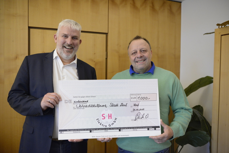 SH Elektro Spende Weihnachtshilfswerk Foto Kirchmayer