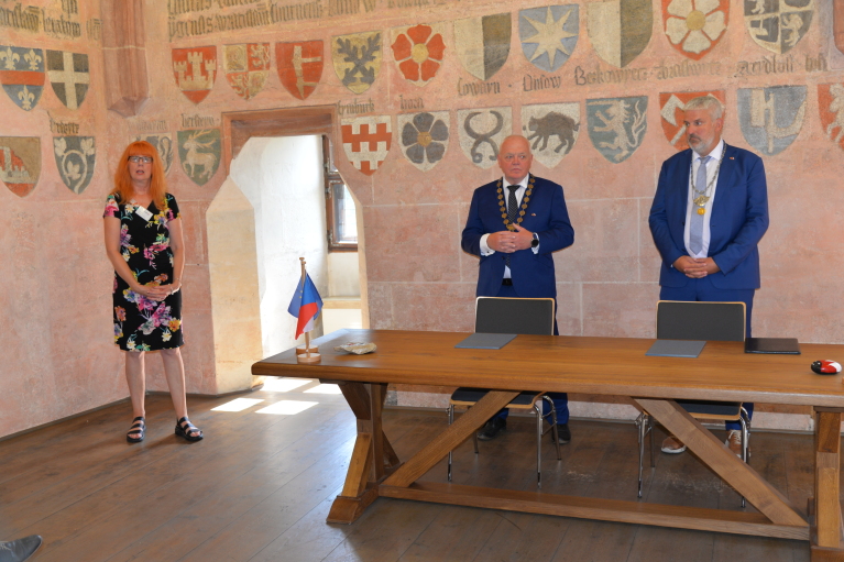Loket Memorandum Übersetzung Kirchmayer
