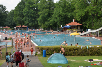 Freibad Lauf 2026 Foto Kirchayer Freibad Lauf 2026 Foto Kirchayer