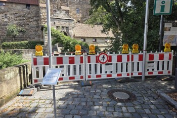 Wenzelburg Brücke gesperrt Foto Stadt Lauf Wenzelburg Brücke gesperrt Foto Stadt Lauf
