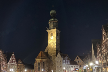 Johanniskirche angestrahlt Foto Kirchmayer Johanniskirche angestrahlt Foto Kirchmayer