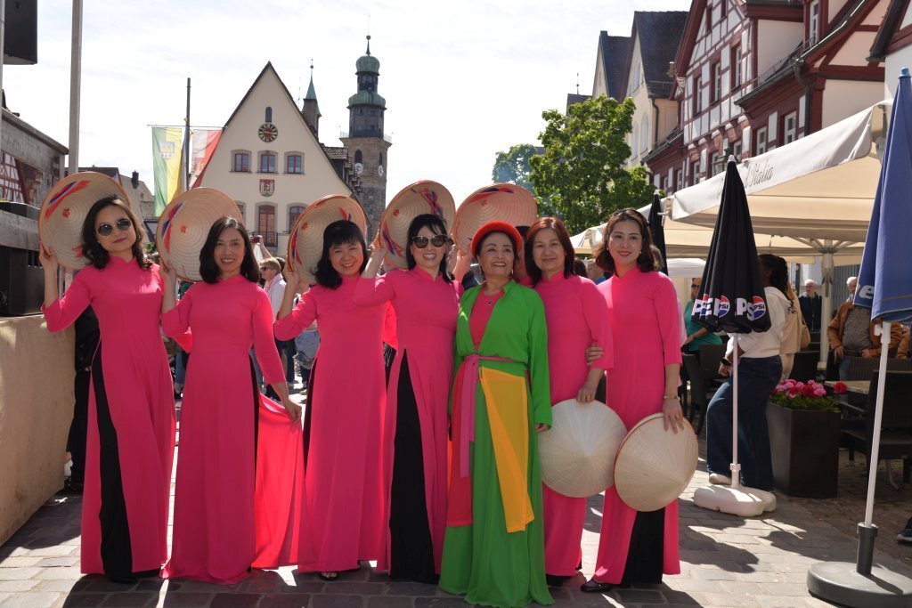 Fest der Nationen 2025 - Gelebte Vielfalt in der Altstadt_13