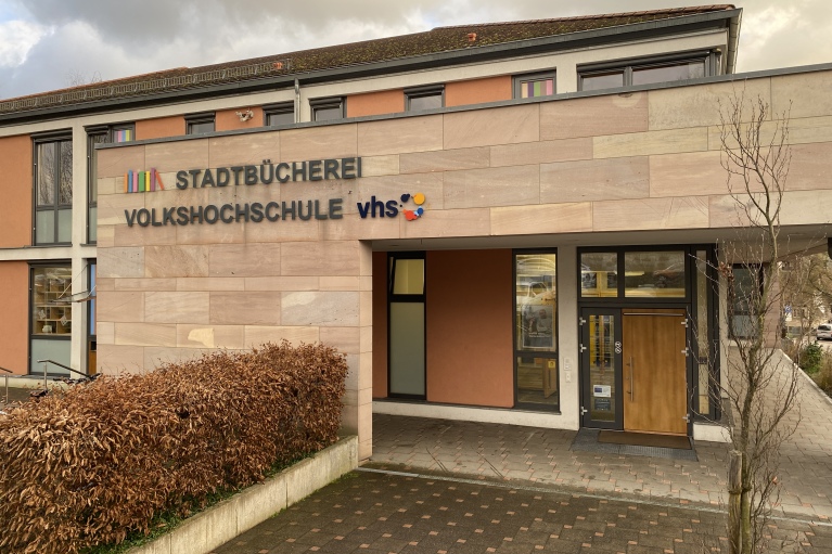 Stadtbücherei VHS Volkshochschule Kirchmayer