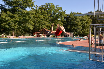 Freibad 2023 Sprung Kirchmayer