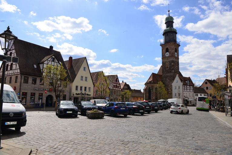 Marktplatz Parkplätze Kirchmayer