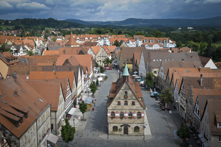 Marktplatz Übersicht Dr Dlouhy